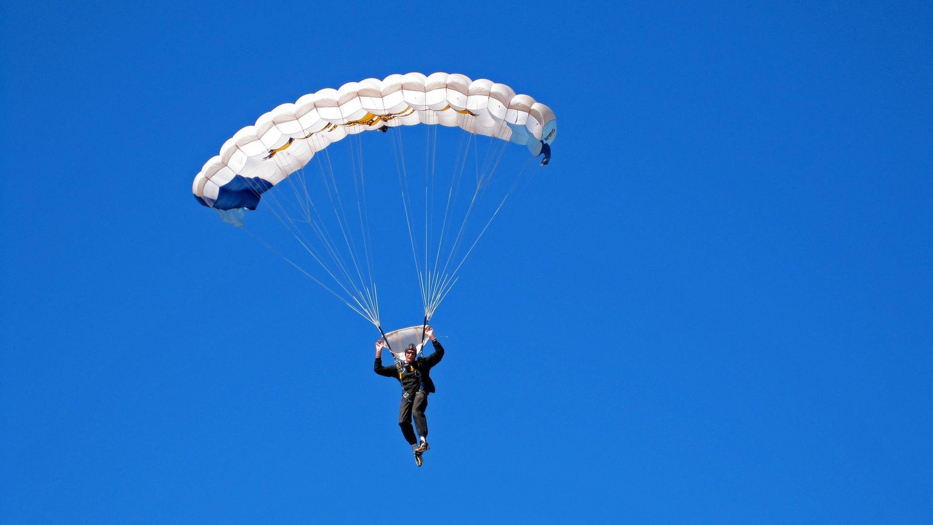 国际攀岩联赛中国站热度空前,攀岩国际比赛