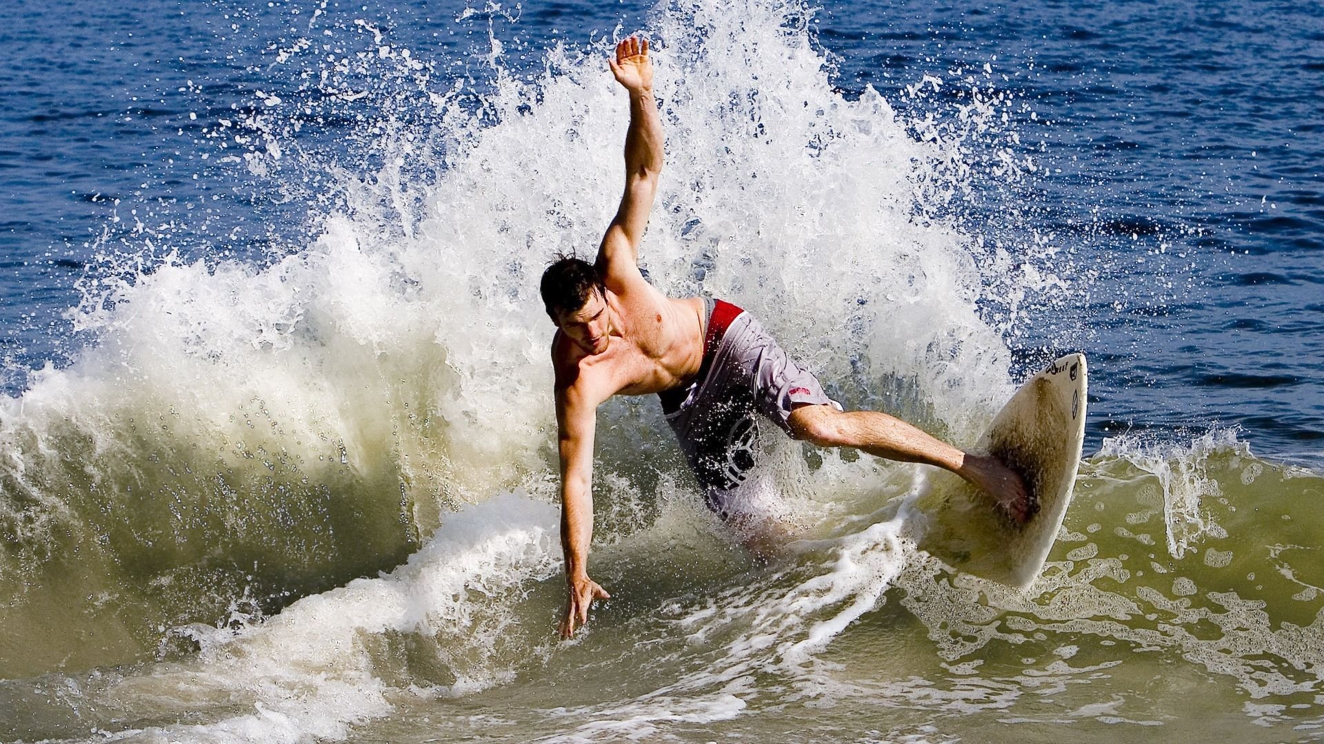 《ApexLegends》“天空之巅”地图爆料,战术层出不穷!